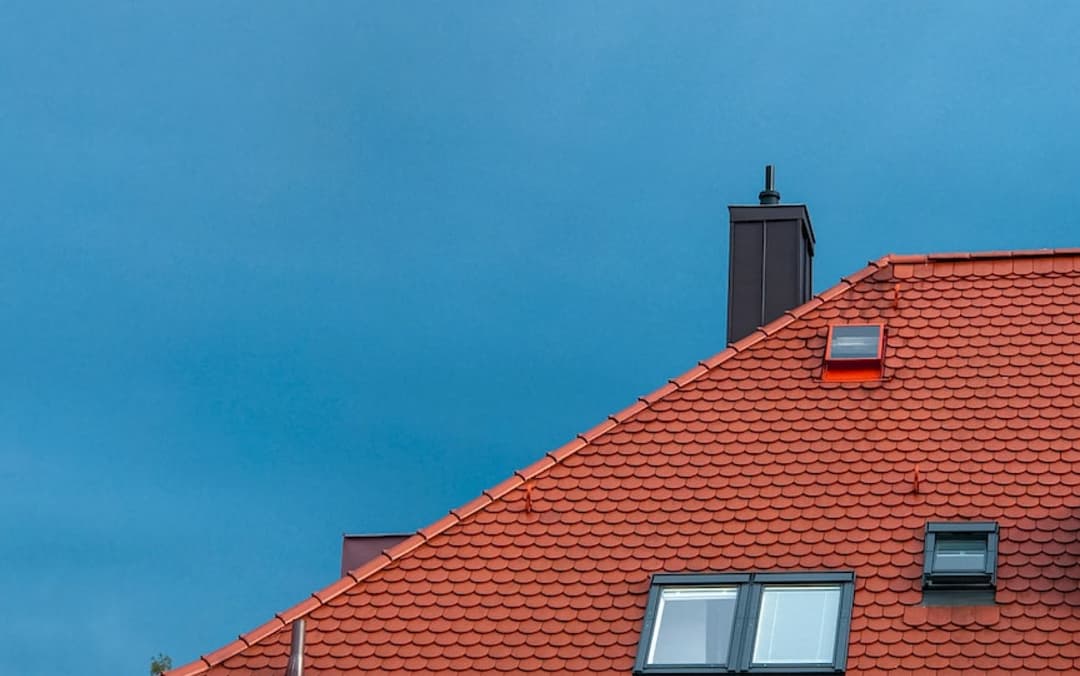 Metal Roof vs Shingles
